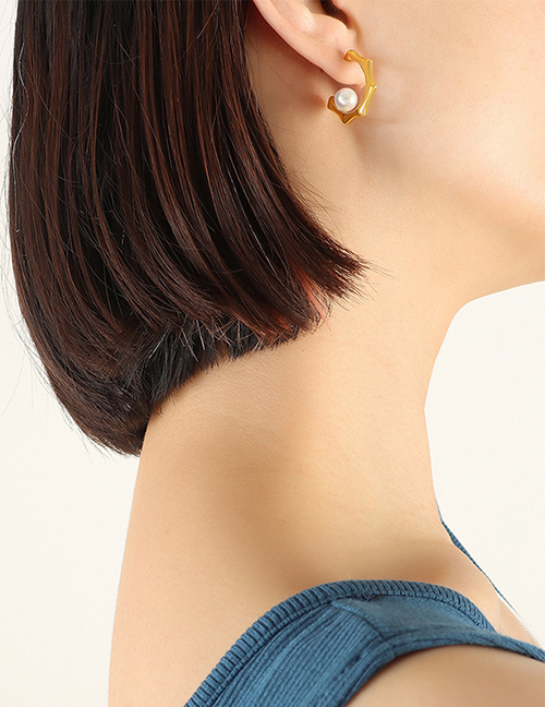 Fashion Steel Color Titanium Steel C-shaped Pearl Stud Earrings