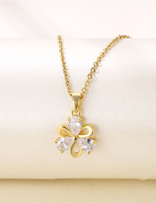 Fashion Gold Color Titanium Steel Diamond And Geometric Flower Necklace