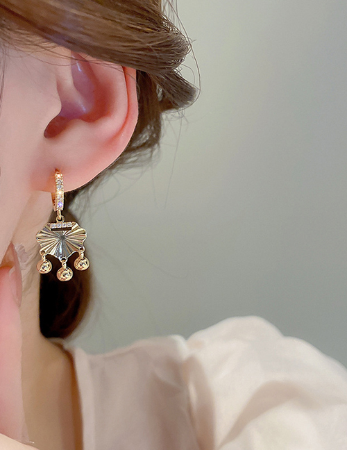 Fashion Ear Buckles - Gold Brass Inlaid Zirconium Safety Lock Earrings