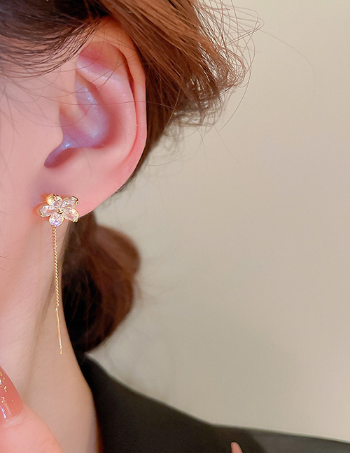 Fashion Ear Wire - Gold Zirconia Flower Earrings In Copper