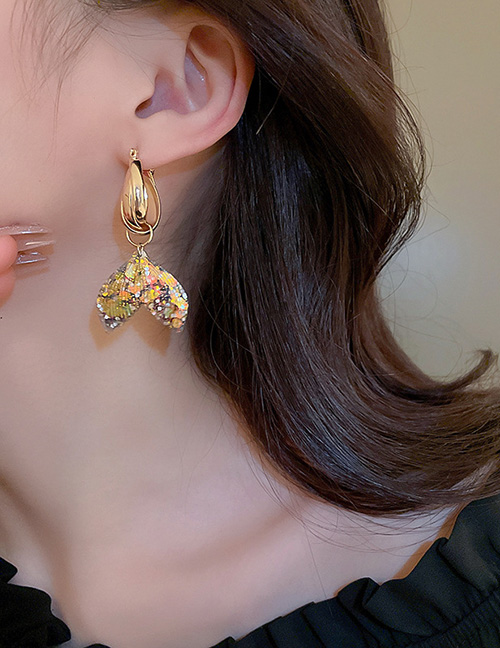 Fashion Gold Alloy Geometric Fishtail Hoop Earrings