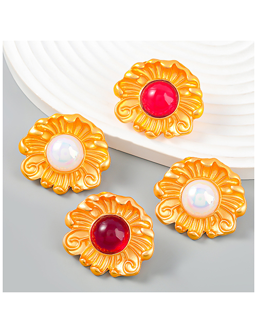 Fashion White Alloy Set Pearl Flower Stud Earrings