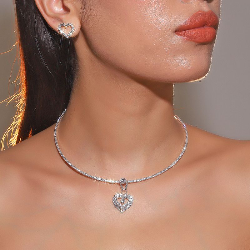 Fashion Silver Geometric Diamond Love Earrings And Necklace Set
