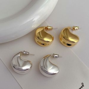 Fashion Silver Metal Glossy Geometric Stud Earrings