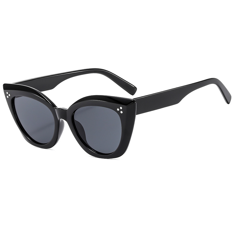 Fashion Transparent Gray Frame White Flat Pc Rice Nail Large Capacity Triangle Sunglasses