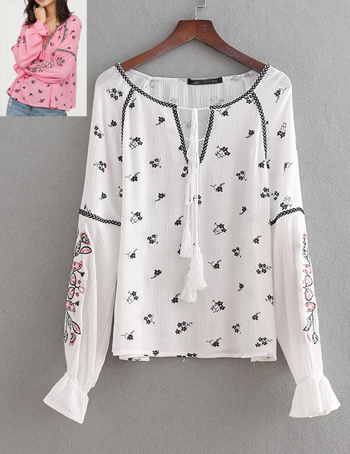 Fashion White Embroidery Flower Decorated Long Sleeves Blouse