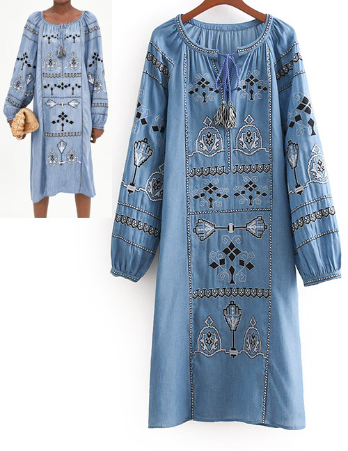 Fashion Blue Embroidery Design Long Sleeves Dress