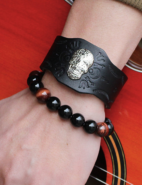 Fashion Black Skull Pattern Decorated Bracelet