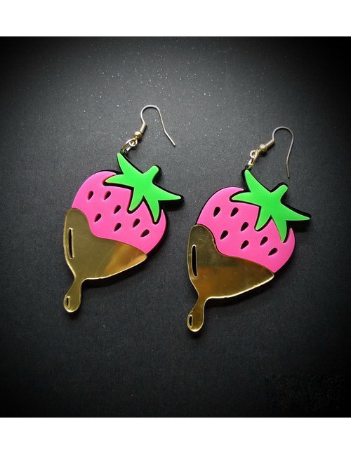 Fashion Pink Strawberry Shape Design Earrings