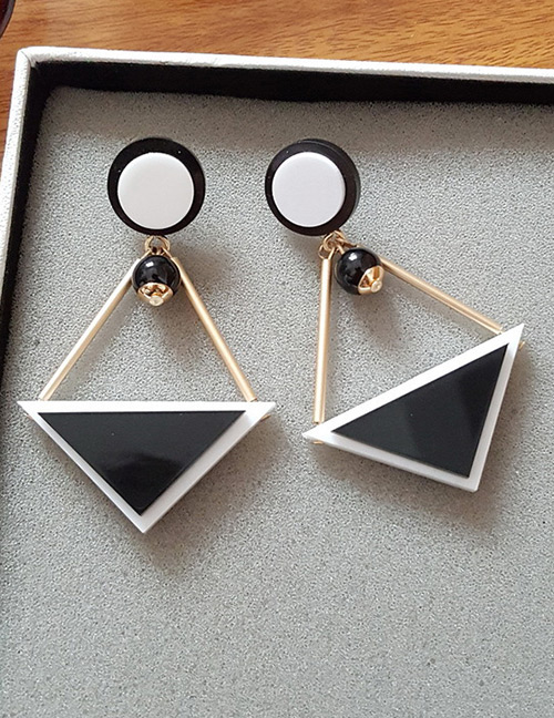 Fashion Black Triangle Shape Design Pure Color Earrings