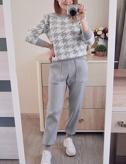 Fashion Grey Houndstooth Knitted Top And Pants Suit