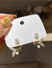 Fashion Gold Alloy Diamond Fishtail Pearl Stud Earrings