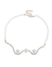 Collar De Perlas Y Cadena Con Diamantes Geométricos En Forma De Garra